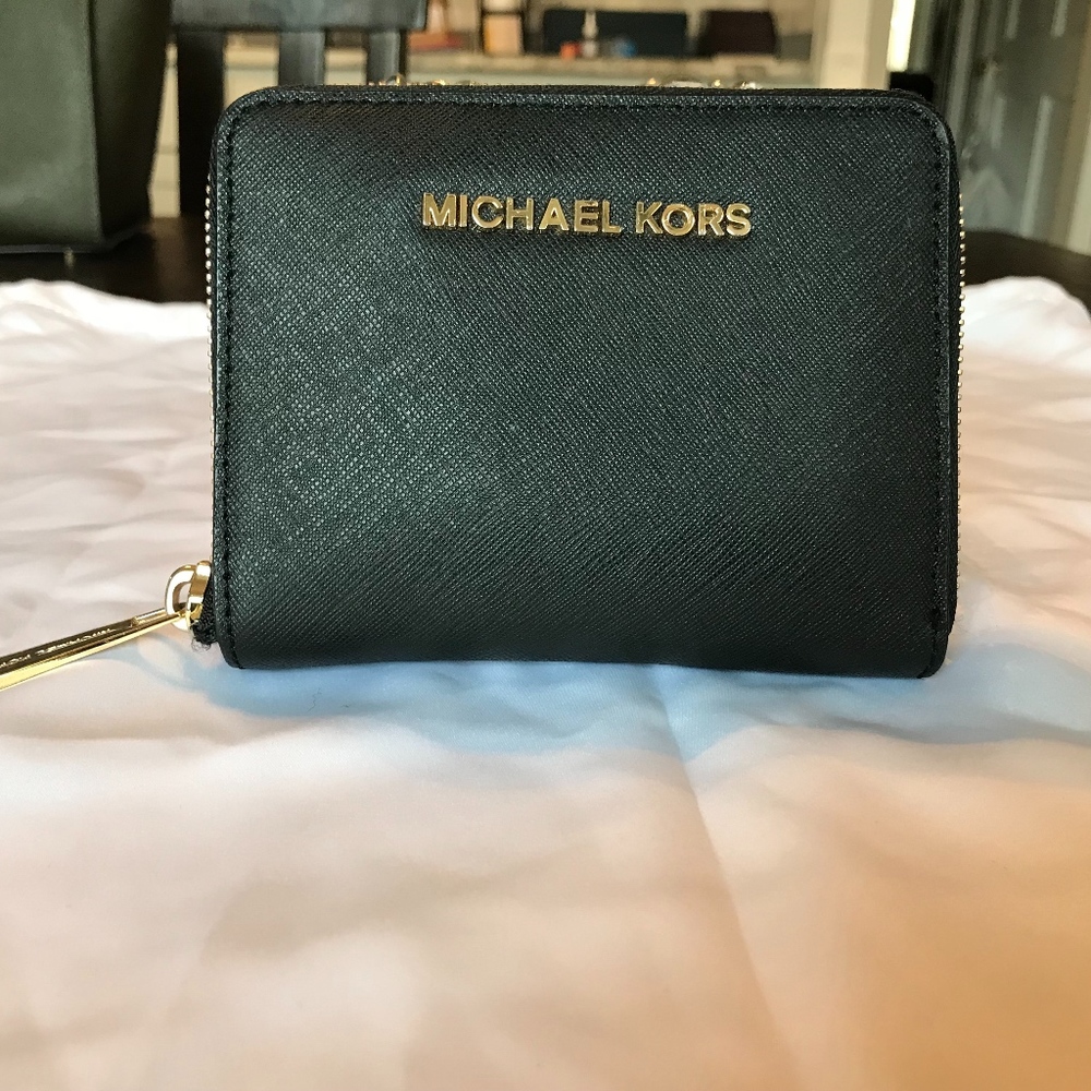 Michael Kors Bifold Wallet